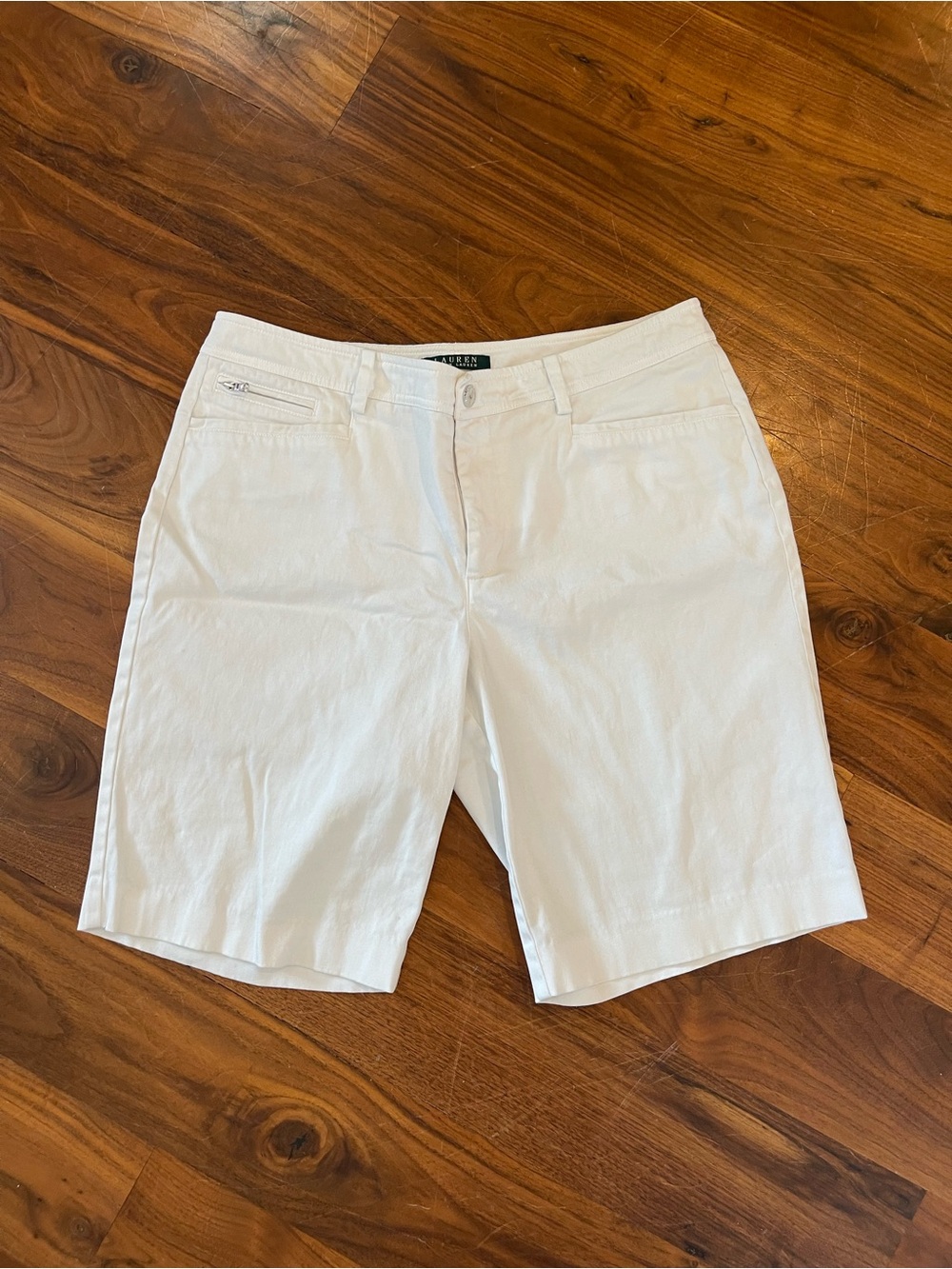 Lauren Ralph Lauren White Bermuda Shorts‎